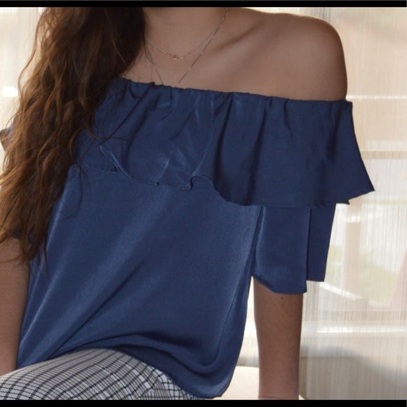 Top - Picture 1 of 4